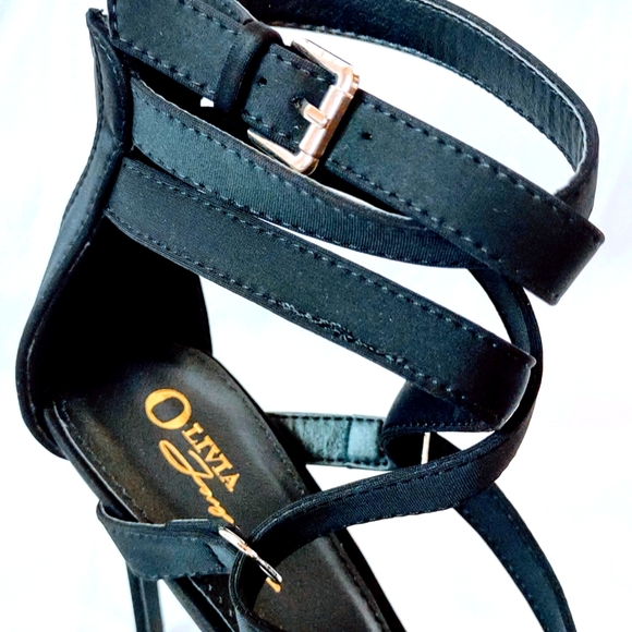 Black Intricate Heel 🖤 - Picture 4 of 5